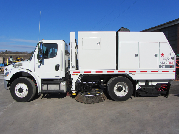 Stewart-Amos-S-6s sweeper truck Side View